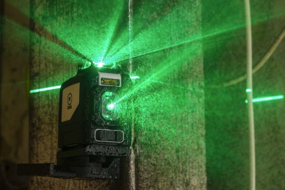 Лазерный уровень My Tools Sky-Mark 1V/1H-360-50, зеленый с адаптером 149-A360 и кейсом для хранения | Зображення 3