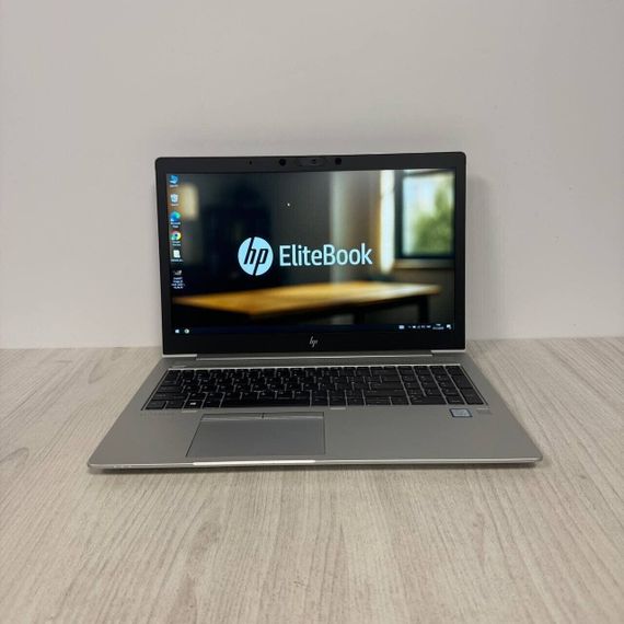 Ультрабук Б-класс HP EliteBook 850 G5 / 15.6" (1920x1080) IPS / Intel Core i7-8550U (4 (8) ядра по 1.8 - 4.0 GHz) / 8 GB DDR4 / 256 GB SSD / Intel UHD Graphics 620 / WebCam б/у | Зображення 1