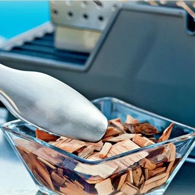 Треска для копчения Weber горіх гікорі, 700 гр. (17624) | Зображення 4