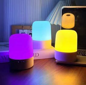 RGB Нічник, акумулятор, пульт, є легкі дефекти