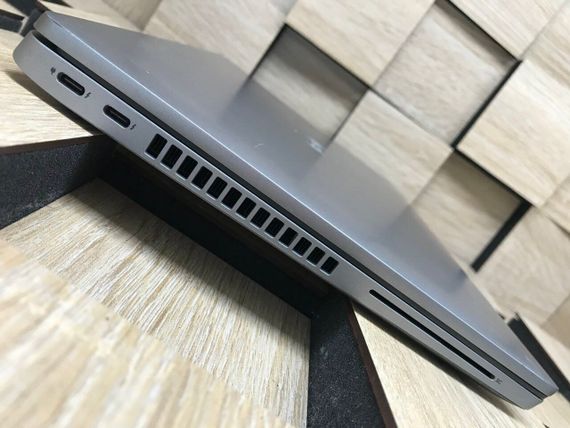 Ультрабук Dell Latitude 5430 / 14" (1920x1080) IPS / Intel Core i5-1245U (10 (12) ядер по 1.6 - 4.4 GHz) / 16 GB DDR4 / 256 GB SSD M.2 / Intel Iris Xe Graphics / WebCam / Fingerprint / USB 3.2 / HDMI / Windows 10 б/в | Зображення 8