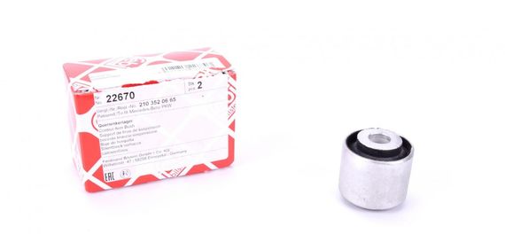 Сайлентблок важеля заднього Mercedes Benz S-class W140 C140 W220 -05 22670