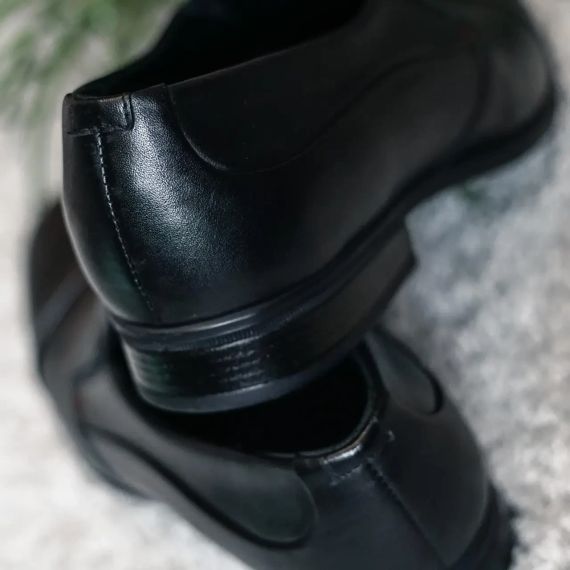 Практичні туфлі без шнурків 43 розмір | Зображення 1