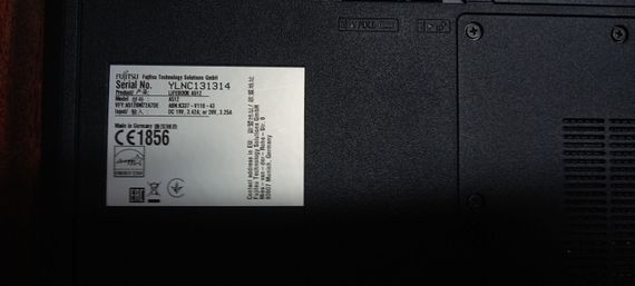 Ноутбук Fujitsu LifeBook A512 / 15.6" TN / Intel Core i5-3230M (2(4) ядра по 2.6-3.2 GHz) / 8 GB DDR3 / 300GB HDD / HD Graphics 4000 / WebCam б/у | Зображення 7