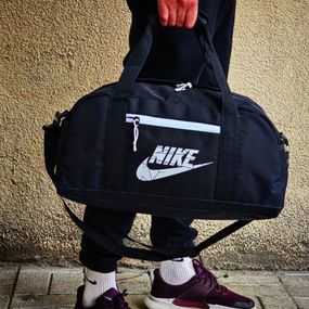 Стильна сумка для зала, тренувань,подорожей