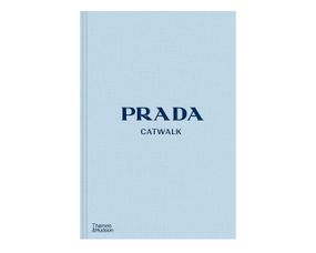 Книга про колекції Прада Prada Catwalk: The Complete Collections. Susannah Frankel історія моди з ілюстраціями