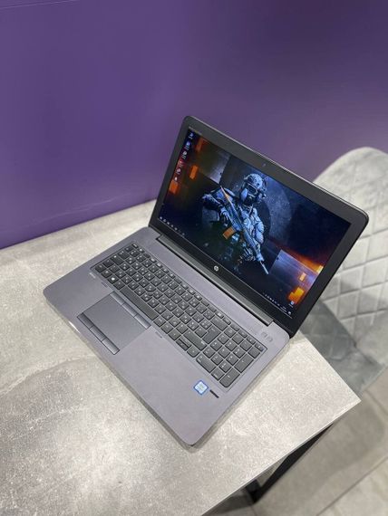 Мобильная рабочая станция HP zBook 15 G3 / 15.6" (1920x1080) IPS / Intel Core i7-6700HQ (4 (8) ядра по 2.6 - 3.5 GHz) / 16 GB DDR4 / 512 GB SSD / nVidia Quadro M1000M, 2 GB DDR3, 128-bit / Fingerprint / WebCam б/у | Зображення 4