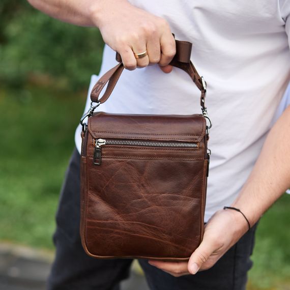 Сумка с клапаном через плече з гладкої шкіри коричнева Tiding Bag TD-81020 | Зображення 5