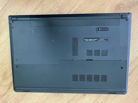 Ноутбук Dell Inspiron 5567 15.6"FHD/i7 7500U/8Gb/SSD256Gb/Radeon R7 M445-4Gb | Зображення 5