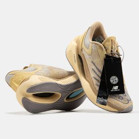 Чоловічі кросівки N2ew B2alan3e Fuel Cell x Stone Island весна / літо / осінь 1279 42