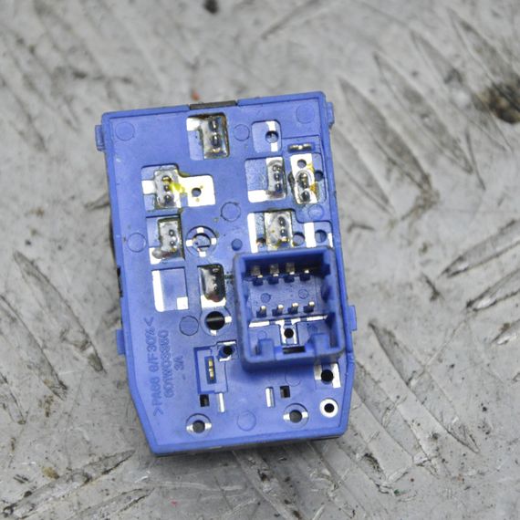 Блок керування дзеркалами Hyundai Terracan Sonata 2001-2007 Панель кнопки дзеркал Хюндай Терракан 601W03350 | Зображення 1