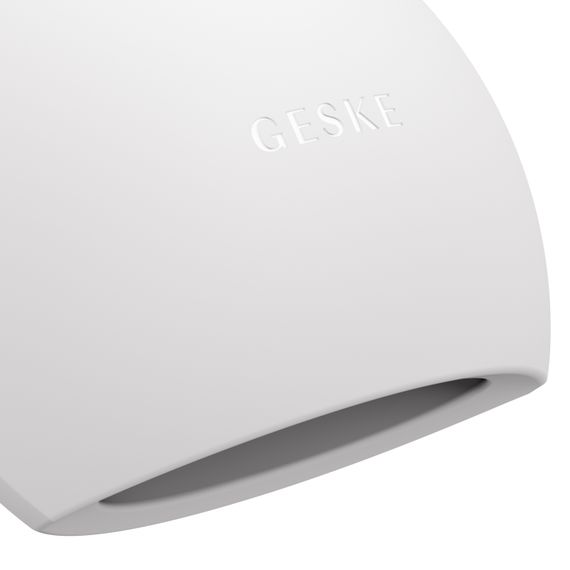 Пристрій для збільшення обʼєму губ GESKE Lip Volumizer&Booster 4в1 Big white | Зображення 4