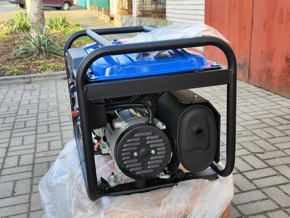 Генератор бензиновий з мідною обмоткою, 3 кВт XPRO CP6150A синій (41417-CP6150A_8362) | Зображення 3