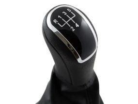 Ручка КПП переключения передач + чехол с рамкой Skoda Fabia I 99-08 шкода фабиа 1 5 ст