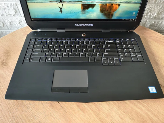 Ноутбук Dell 17R3/17.3 /IPS/i7 6700HQ/16Gb/SSD256Gb+1Tb/GTX 970M-3Gb | Зображення 2