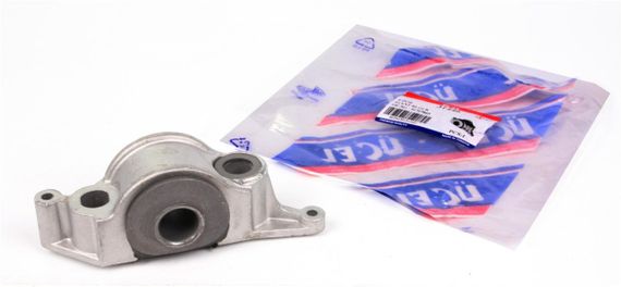 Сайлентблок важеля переднього ззаду Fiat Doblo 01- L  31446