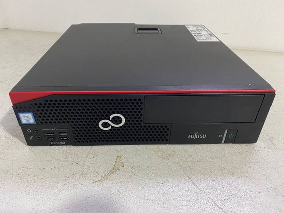 Комп'ютер Fujitsu Esprimo D956 E85 SFF / Intel Core i7-6700 (4 (8) ядра по 3,4 - 4,0 ГГц) / 16 ГБ DDR4 / 256 ГБ SSD / nVidia Quadro K1200, 4 ГБ GDDR5, 128-біт б/в | Зображення 1