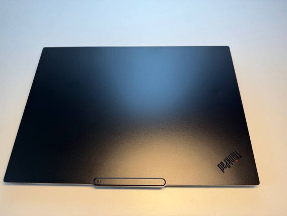 Ноутбук Б-клас Lenovo ThinkPad E16 Gen 3 / 16" (1920x1200) IPS Touch / Intel Core 5 210H (8 (12) ядер по 1.6 - 4.8 GHz) / 16 GB DDR5 / 512 GB SSD / Intel Graphics / WebCam | Зображення 2