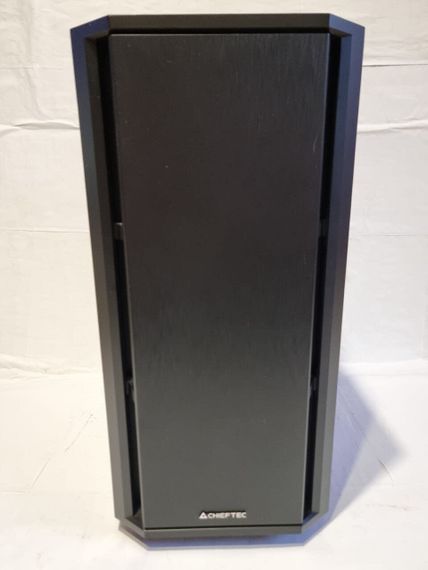 Ігровий ПК Chieftec Tower / Intel Core i5-6600K (4 ядра по 3.5 - 3.9 GHz) / 16 GB DDR4 / 480 GB SSD + 500 GB HDD / AMD Radeon RX 570, 8 GB GDDR5, 256-bit / 500W б/в | Зображення 1