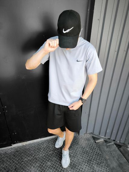 Чоловіча футболка Nike графіт оверсайз | Зображення 1