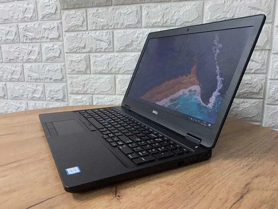 Сенсорний Dell Latitude 5580 15.6"FHD IPS i5 7440HQ 8/SSD256/940MX-2Gb | Зображення 4