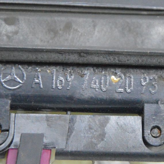 Накладка кришки багажника Mercedes W169 W245 2004-2012 Планка підсвічування номерного знака Мерседес A1697402093 | Зображення 6