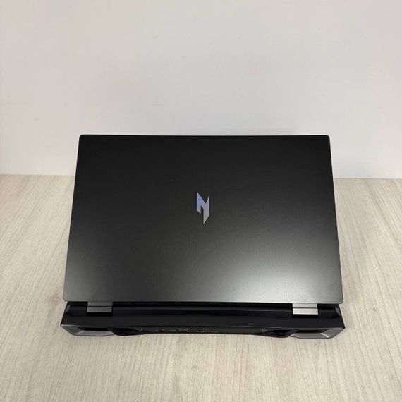 Игровой ноутбук Б-класс Acer Nitro 17 AN17-42 / 17.3" (1920x1200) IPS / AMD Ryzen 7 8845HS (8 (16) ядер по 3.8 - 5.1 GHz) / 16 GB DDR5 / 1000 GB SSD / nVidia GeForce RTX 4060, 8 GB GDDR6, 128-bit / WebCam б/у | Зображення 5