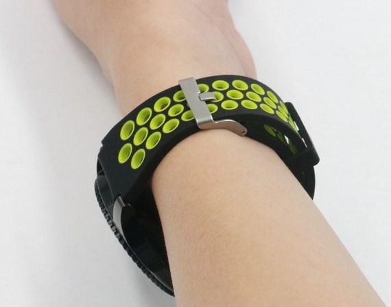 Спортивний ремінець з перфорацією Primo для годинника Samsung Gear S3 Classic SM-R770 / Frontier RM-760 Black&Green | Зображення 4