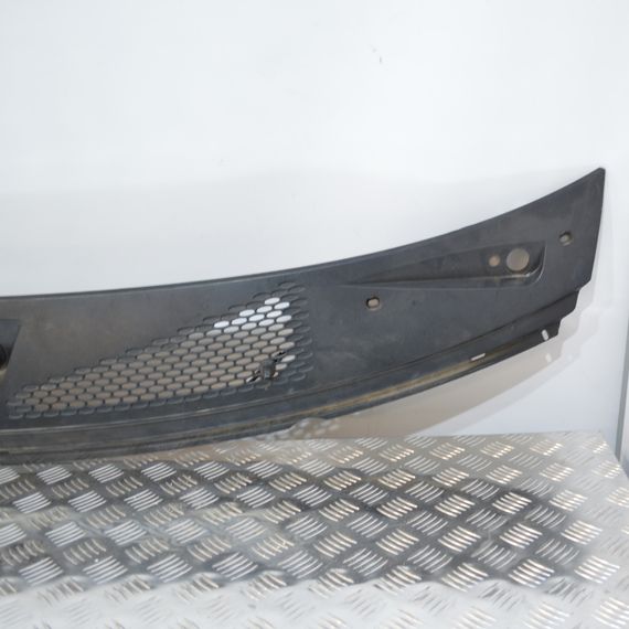 Пластик під лобове скло Ford Transit V 2000-2006 Жабо лобового вікна Форд Транзит 5 YC15V01915CG | Зображення 4