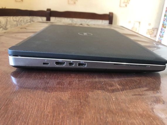 Мобильная рабочая станция Dell Precision 7520 / 15.6" (1920x1080) IPS / Intel Core i7-7820HQ (4 (8) ядра по 2.9 - 3.9 GHz) / 16 GB DDR4 / 512 GB SSD / nVidia Quadro M1200, 4 GB GDDR5, 128-bit / WebCam б/у | Зображення 4