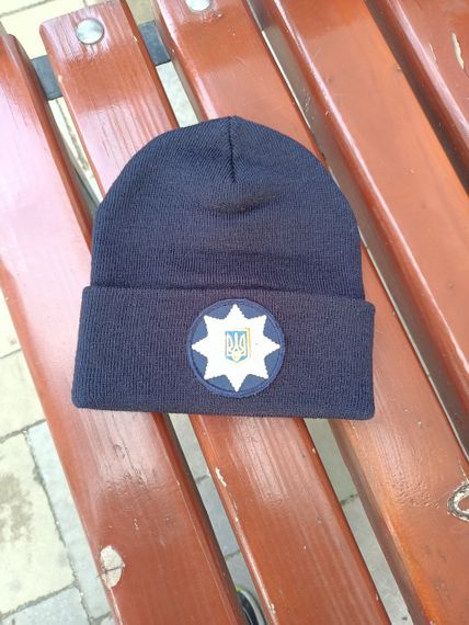 Шапка с кокардой полиции вязаная темно-синяя (без флиса) | Зображення 2