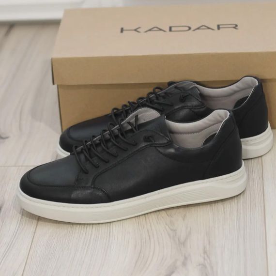 Базові чоловічі кеди Kadar з легкою підошвою 44 розмір