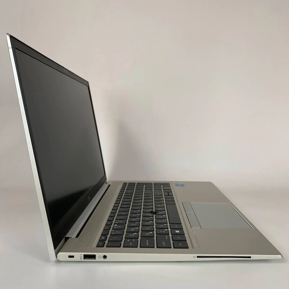 Ультрабук Б-клас HP EliteBook 850 G8 / 15.6" (1920x1080) IPS / Intel Core i5-1145G7 (4 (8) ядра по 2.6 - 4.4 GHz) / 16 GB DDR4 / 256 GB SSD / Intel Iris Xe Graphics / USB Type-C / WebCam / TouchID б/в + Подарунок Бездротова миша / USB | Зображення 2