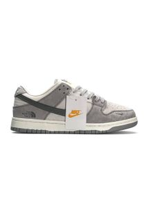 Чоловічі кросівки SB  Dunk  Low x The North Face Grey White  , В'єтнам