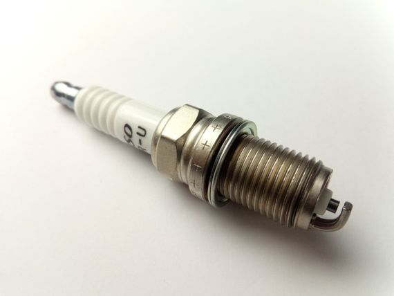 Свічка запалювання DENSO Q20PRU/3007 ВАЗ 2110-2112 16 кл.  ОДНА ШТУКА (2112-3707010) | Зображення 1