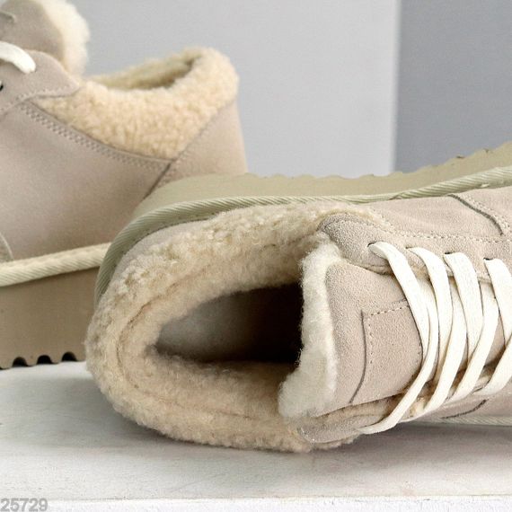 Светлые бежевые кроссовки угги натуральная замша + мех Тедди | Зображення 7