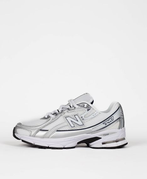 Жіночі кросівки New Balance 740 White Silver