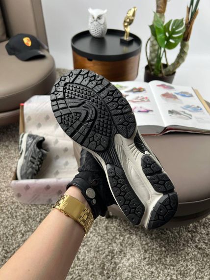 Чоловічі кросівки New 1906U Light Grey Black , В'єтнам 42 26.5 | Зображення 4