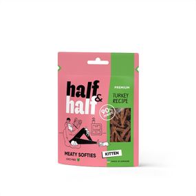 Ласощі для кошенят Half&Half Kitten Turkey з індичкою 50 гр