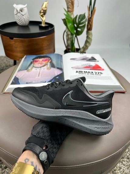 Мужские кроссовки Air Zoom Winflo 8 Shield Black Dark Grey Space весна / літо / осінь A3643 | Зображення 6