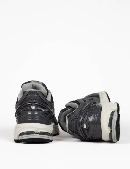 Чоловічі кросівки New  Balance 1906r Dark Gray | Зображення 2