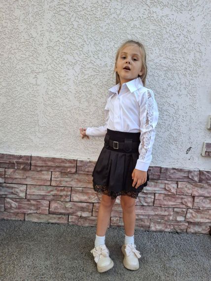 Дитяча шкільна спідниця на дівчинку с мереживом та високой посадкой колір чорний розмір 116, SBR5021 | Зображення 3