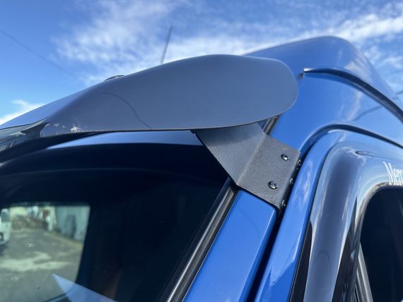 Козырек на лобовое стекло (черный глянец, 5мм) для Volkswagen LT 1998-2024 гг | Зображення 5