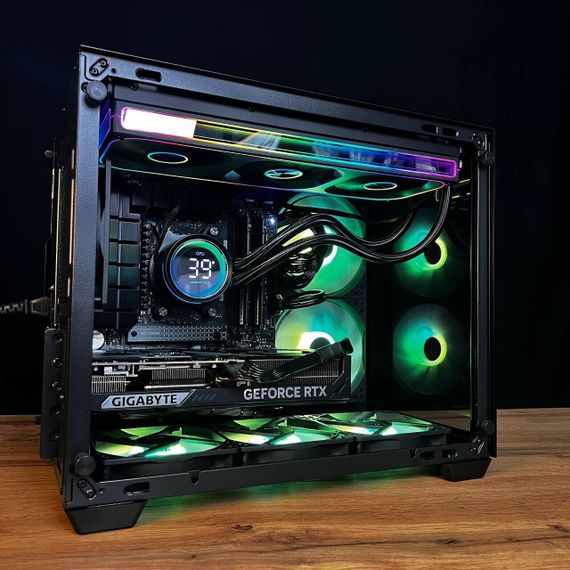 Збірка на замовлення: ігровий ПК AeroCool Dryft Mini Tower / AMD Ryzen 7 7800X3D (8 (16) ядер по 4,2 - 5,0 ГГц) / 32 ГБ DDR5 / 2000 ГБ SSD M.2 / nVidia GeForce RTX 5070, 12 ГБ GDDR7, 192-bit / 750 Вт | Зображення 5