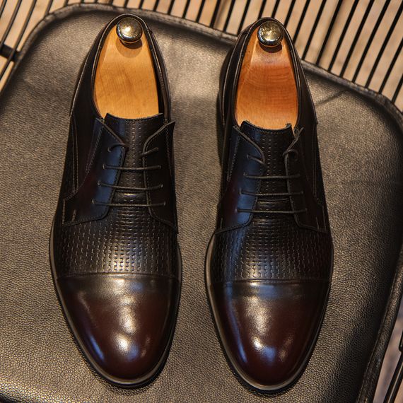 Чорно-бордові туфлі для чоловіків 39 розмір | Зображення 3