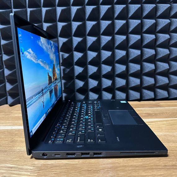Ноутбук Dell Latitude 7480 / 14" (1920x1080) IPS Touch / Intel Core i7-6600U (2 (4) ядра по 2.6 - 3.4 GHz) / 8 GB DDR4 / 240 GB SSD / Intel HD Graphics 520 / WebCam б/у | Зображення 2