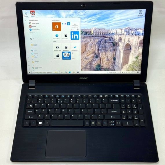 Ноутбук Acer Aspire A315-51-3286 / 15.6" (1366x768) TN / Intel Core i3-6006U (2 (4) ядра по 2.0 GHz) / 12 GB DDR4 / 256 GB SSD / Intel HD Graphics 520 / WebCam / Windows 10 Pro б/в | Зображення 2