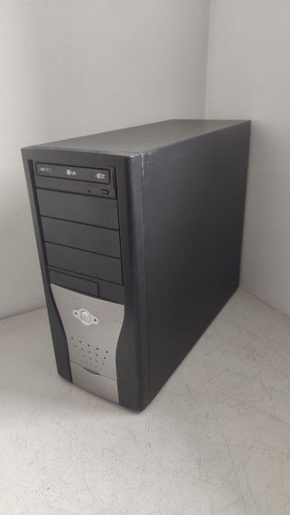 Компьютер NoName Tower / Intel Core i7-3770 (4 (8) ядра по 3.4 - 3.9 GHz) / 16 GB DDR3 / 128 GB SSD / nVidia GeForce GTX 650 Ti, 2 GB GDDR5, 128-bit / DVD-ROM б/у + Подарок Умная интерактивная зубная щетка Colgate Connect M1 / Bluetooth | Зображення 1