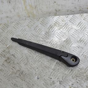 Тримач заднього склоочисника Renault Laguna III 2007-2015 Важіль склоочисника задній Рено Лагуна 3