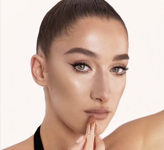 Помада Charlotte Tilbury THE SUPER NUDES MATTE REVOLUTION - CATWALKING | Зображення 3